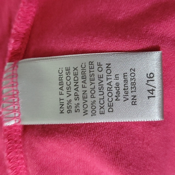 Avenue Studded Cap Sleeve Top - Picture 7 of 8